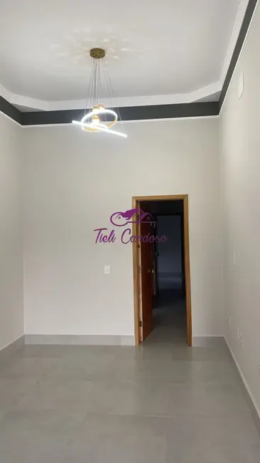 Casa com 3 quartos à venda, 110m2 em Indaiatuba - SP - imagem 6 Foto 6 de Casa com 3 quartos à venda, 110m2 em Indaiatuba - SP