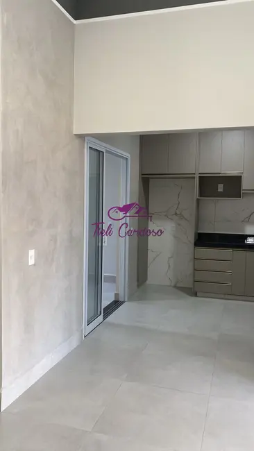Casa com 3 quartos à venda, 110m2 em Indaiatuba - SP - imagem 3 Foto 3 de Casa com 3 quartos à venda, 110m2 em Indaiatuba - SP