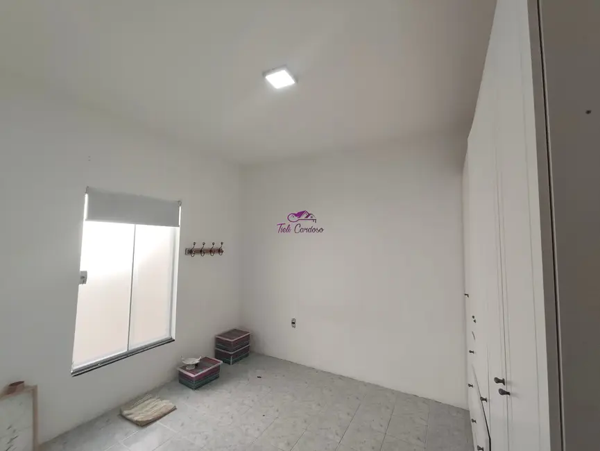 Foto 4 de Casa com 2 quartos para alugar, 90m2 em Jardim do Valle II, Indaiatuba - SP