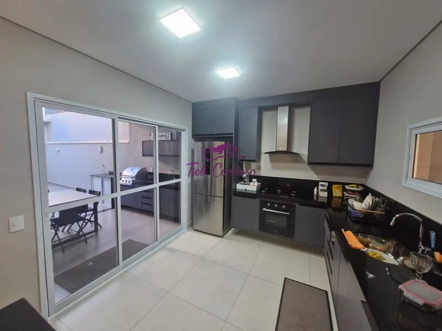 Foto 3 de Casa com 3 quartos para alugar, 140m2 em Jardim Mantova, Indaiatuba - SP