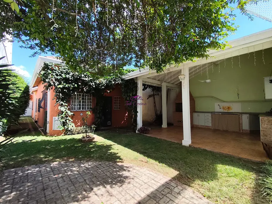 Foto 1 de Casa com 3 quartos à venda, 222m2 em Centro, Indaiatuba - SP