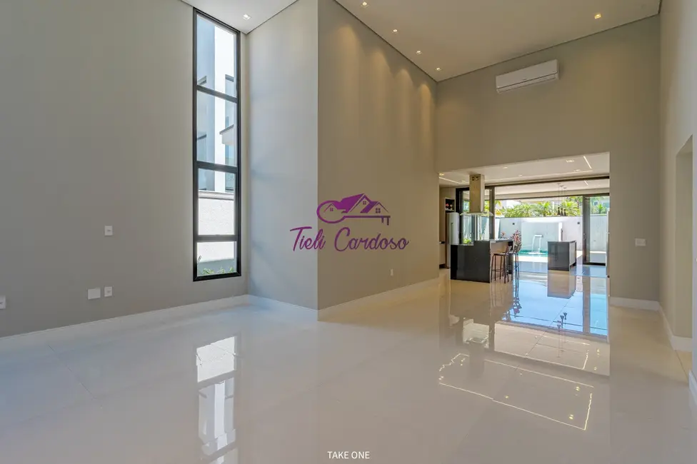 Casa de Condomínio com 4 quartos à venda, 261m2 em Jardim Cidade Jardim, Indaiatuba - SP - imagem 1 Foto 1 de Casa de Condomínio com 4 quartos à venda, 261m2 em Jardim Cidade Jardim, Indaiatuba - SP