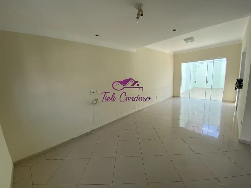 Foto 2 de Casa de Condomínio com 3 quartos à venda e para alugar, 150m2 em Villaggio Di Itaici, Indaiatuba - SP