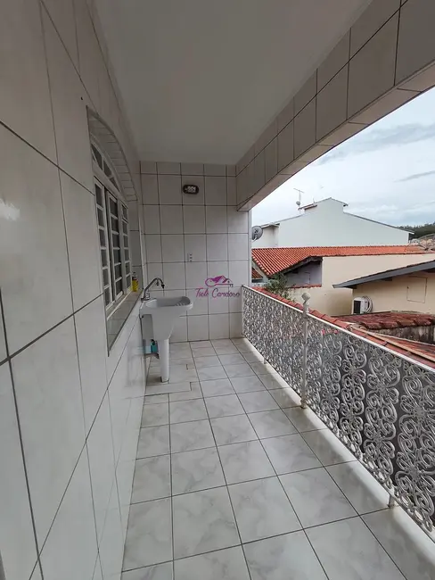 Foto 7 de Casa com 3 quartos para alugar, 160m2 em Vila Rubens, Indaiatuba - SP