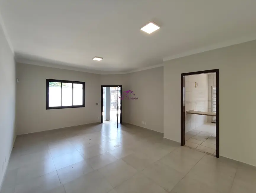 Foto 3 de Casa com 3 quartos à venda e para alugar, 228m2 em Jardim Regina, Indaiatuba - SP
