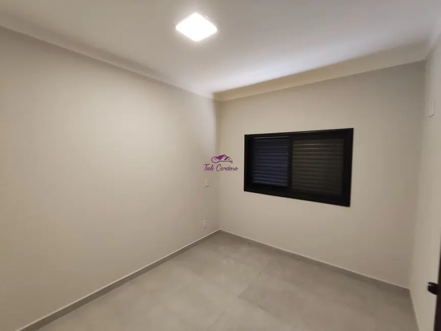 Foto 7 de Casa com 3 quartos à venda e para alugar, 228m2 em Jardim Regina, Indaiatuba - SP