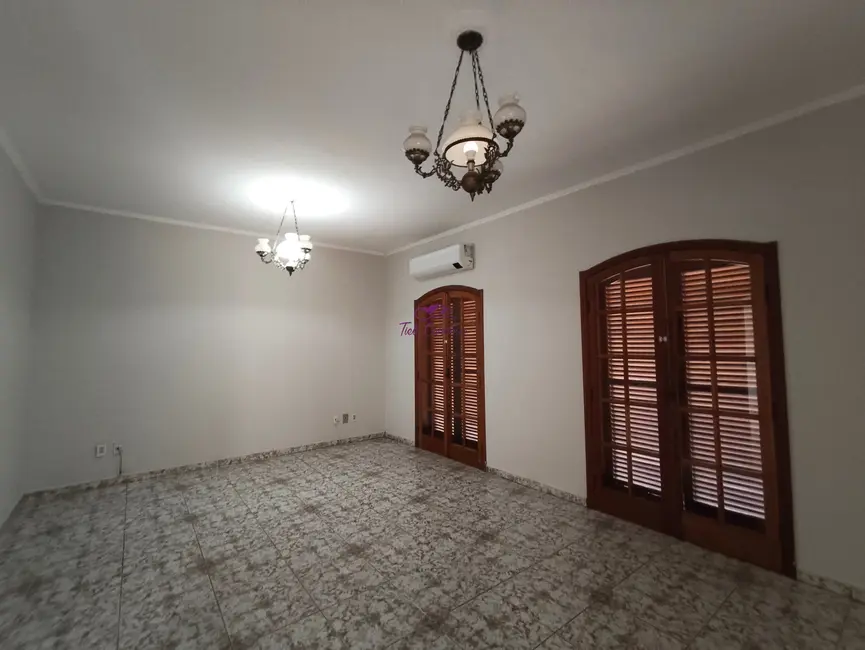 Foto 3 de Casa com 3 quartos para alugar, 260m2 em Jardim Cristina, Indaiatuba - SP