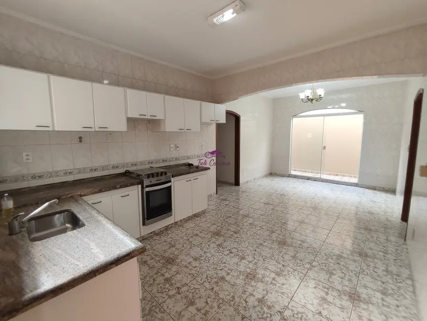 Foto 4 de Casa com 3 quartos para alugar, 260m2 em Jardim Cristina, Indaiatuba - SP