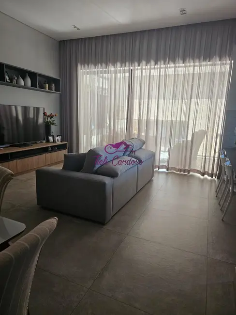 Foto 3 de Casa de Condomínio com 3 quartos à venda, 250m2 em Indaiatuba - SP