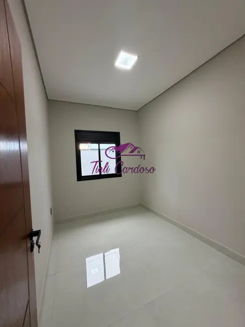 Foto 8 de Casa com 3 quartos à venda, 110m2 em Indaiatuba - SP