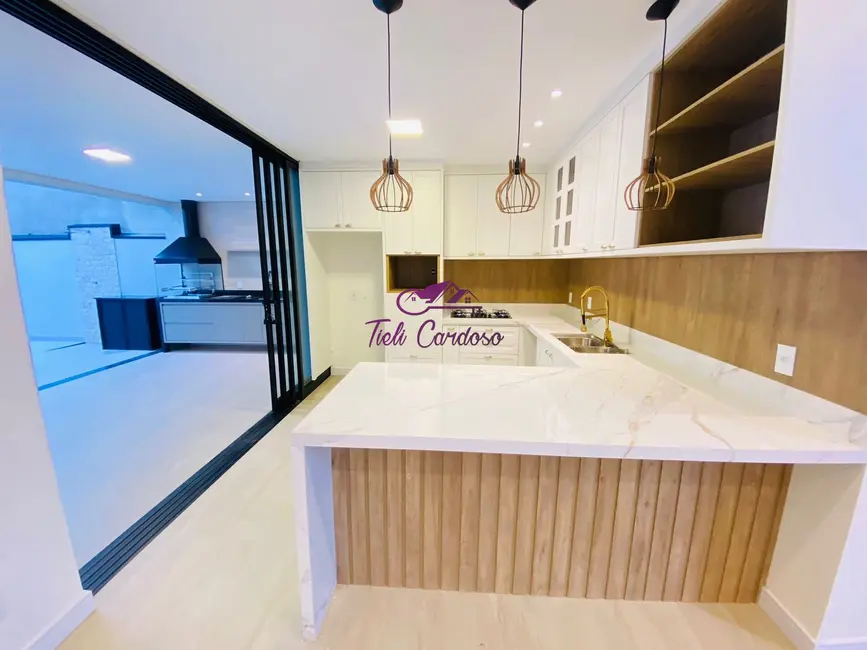 Foto 1 de Casa de Condomínio com 3 quartos à venda, 197m2 em Indaiatuba - SP