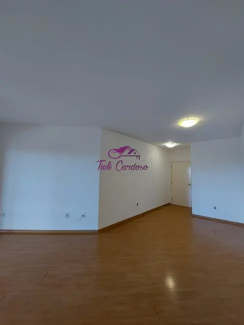 Foto 4 de Apartamento com 3 quartos para alugar, 128m2 em Jardim Pau Preto, Indaiatuba - SP