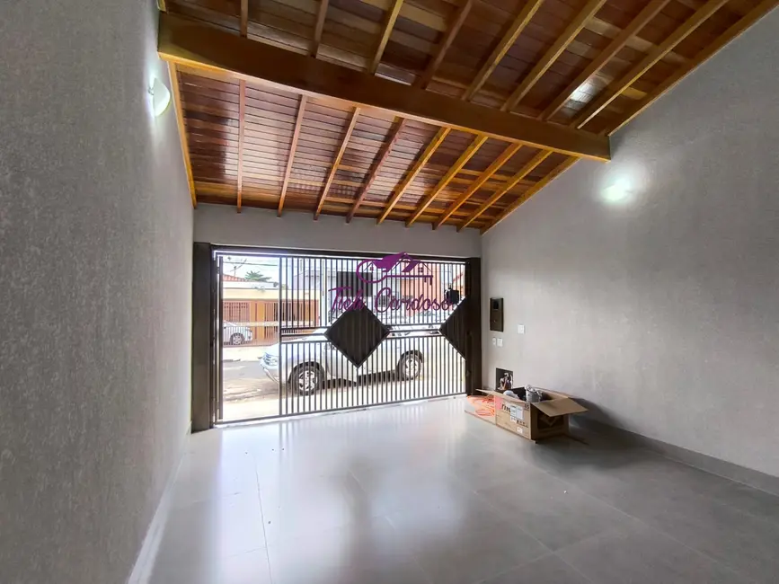 Foto 2 de Casa com 3 quartos à venda, 114m2 em Vila Nossa Senhora Aparecida, Indaiatuba - SP