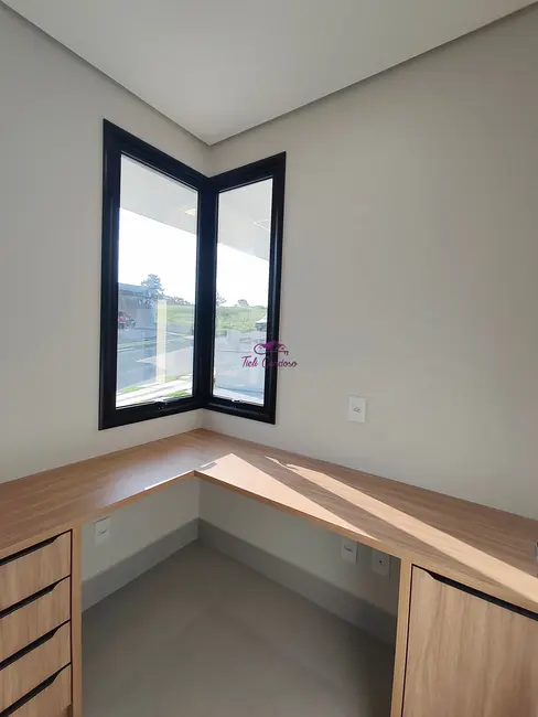 Foto 3 de Casa com 3 quartos à venda, 193m2 em Indaiatuba - SP