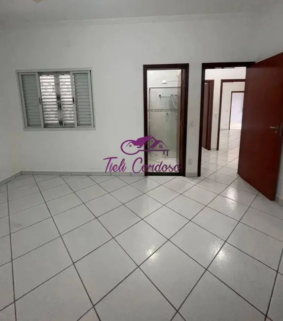 Foto 9 de Casa com 3 quartos para alugar, 181m2 em Vila Vitória II, Indaiatuba - SP