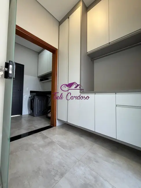 Foto 2 de Casa de Condomínio com 3 quartos para alugar, 180m2 em Indaiatuba - SP