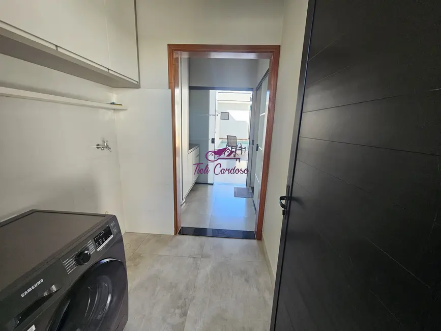 Foto 9 de Casa de Condomínio com 3 quartos para alugar, 180m2 em Indaiatuba - SP