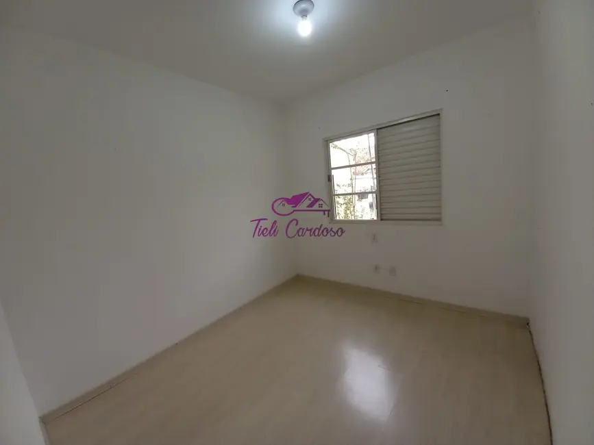 Foto 3 de Casa de Condomínio com 2 quartos para alugar, 70m2 em Jardim São Francisco, Indaiatuba - SP