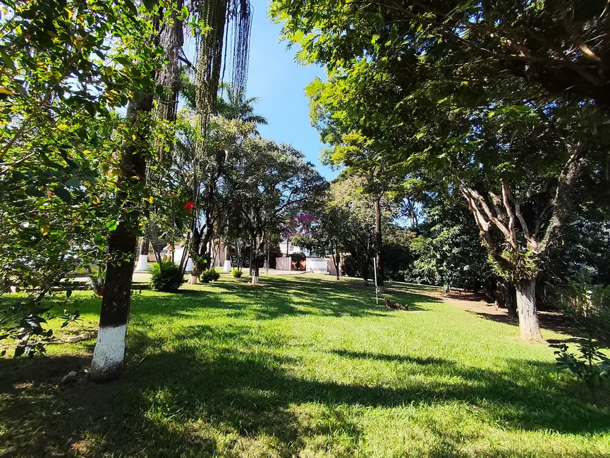 Foto 4 de Chácara com 4 quartos à venda e para alugar, 1000m2 em Chácara Belvedere, Indaiatuba - SP