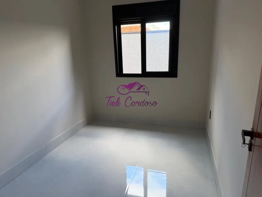 Foto 6 de Casa com 3 quartos à venda, 110m2 em Indaiatuba - SP