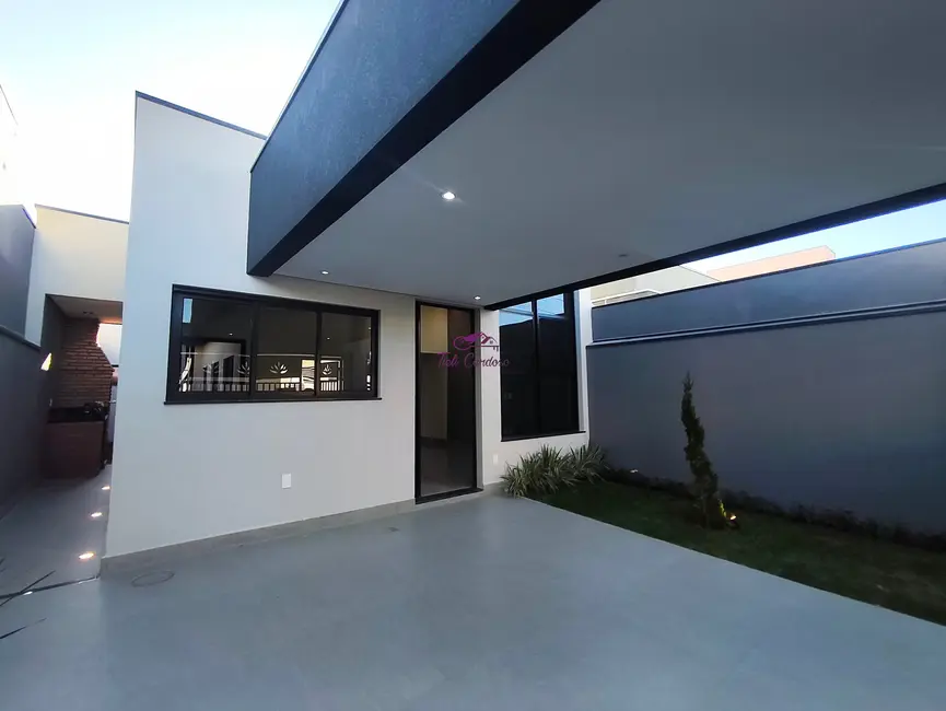 Casa com 3 quartos à venda, 105m2 em Jardim Residencial Nova Veneza, Indaiatuba - SP - imagem 3 Foto 3 de Casa com 3 quartos à venda, 105m2 em Jardim Residencial Nova Veneza, Indaiatuba - SP