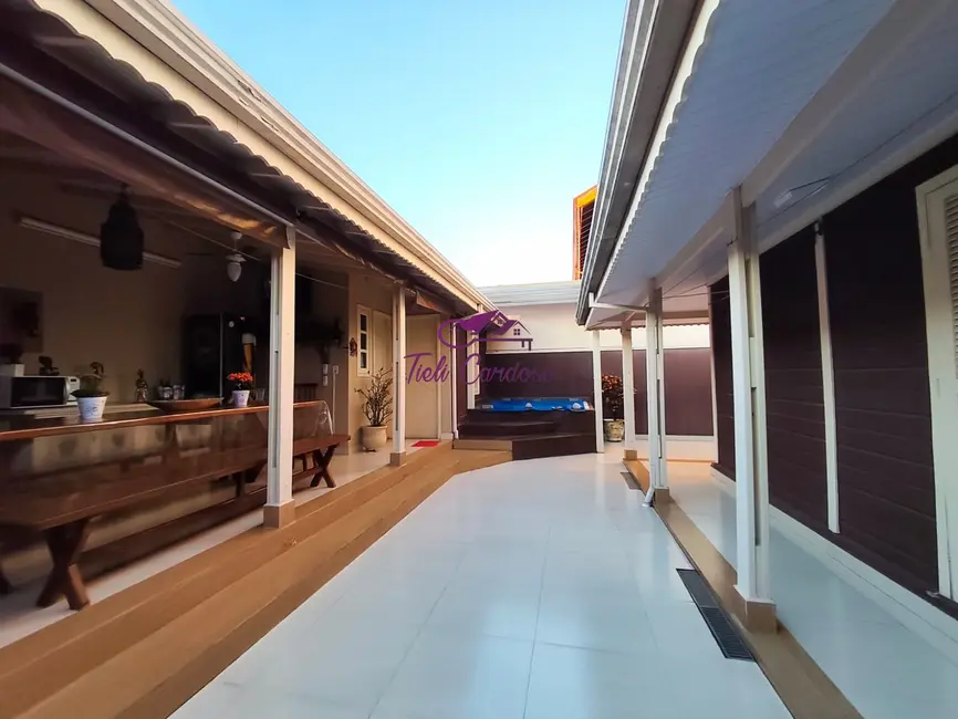 Foto 6 de Casa com 3 quartos à venda e para alugar, 215m2 em Jardim Esplanada, Indaiatuba - SP