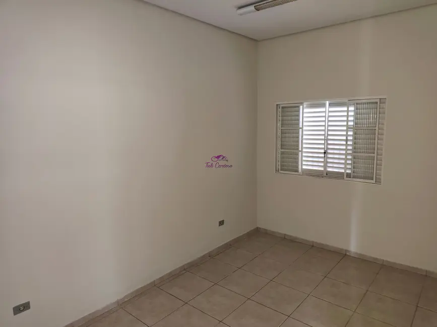 Foto 2 de Sala Comercial com 2 quartos para alugar, 170m2 em Centro, Indaiatuba - SP