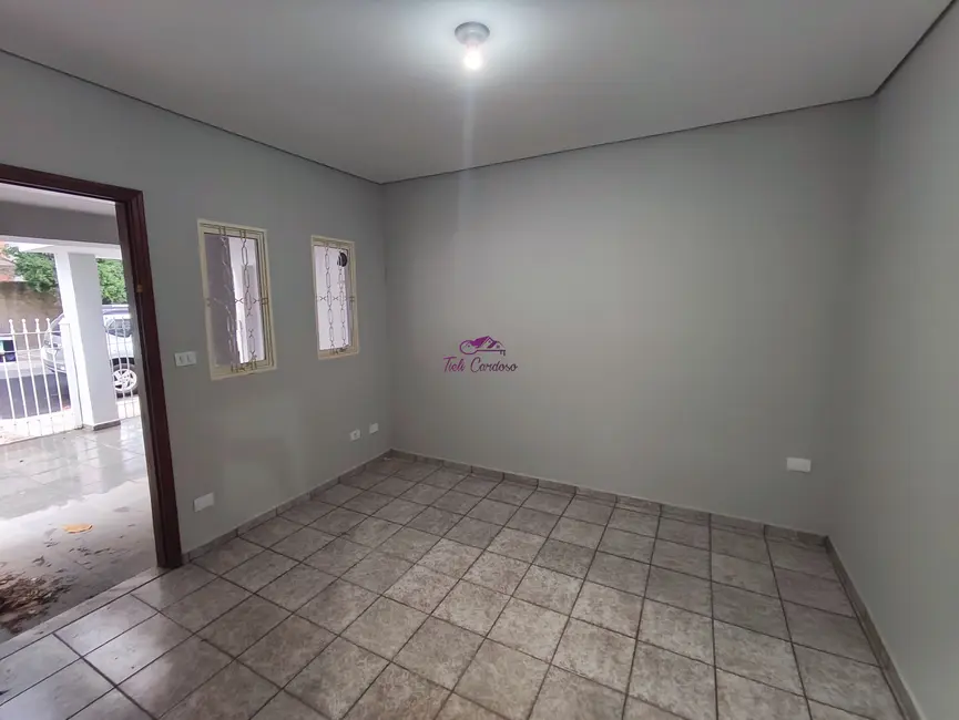 Foto 8 de Casa com 2 quartos para alugar, 130m2 em Vila Georgina, Indaiatuba - SP