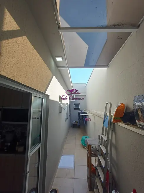 Casa com 2 quartos à venda e para alugar, 60m2 em Jardim Residencial Veneza, Indaiatuba - SP - imagem 4 Foto 4 de Casa com 2 quartos à venda e para alugar, 60m2 em Jardim Residencial Veneza, Indaiatuba - SP