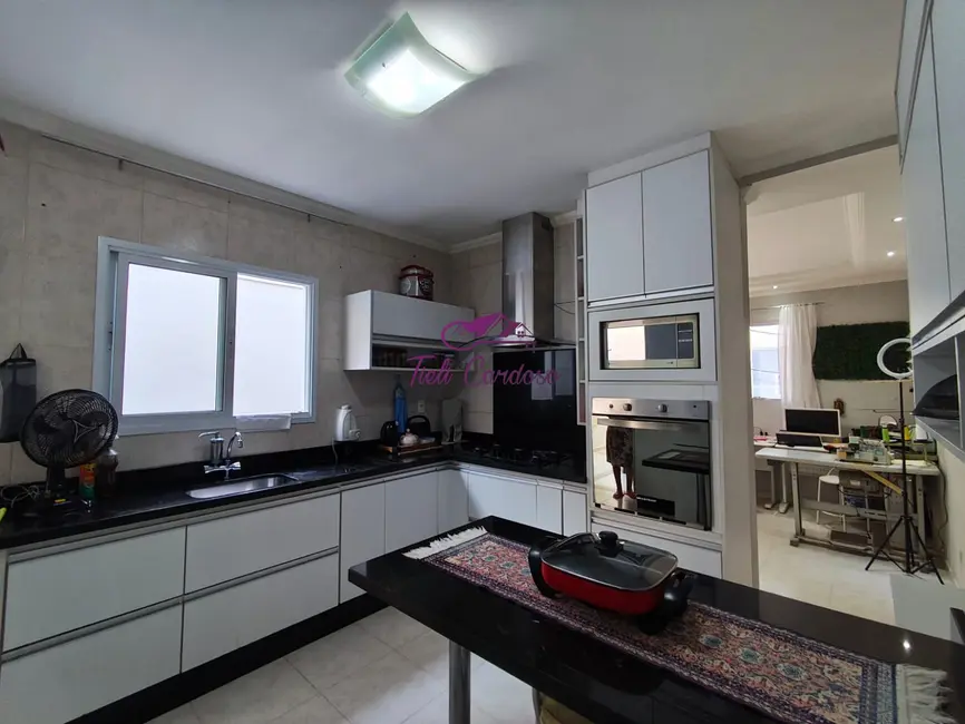 Foto 8 de Casa com 2 quartos à venda, 110m2 em Jardim Regente, Indaiatuba - SP
