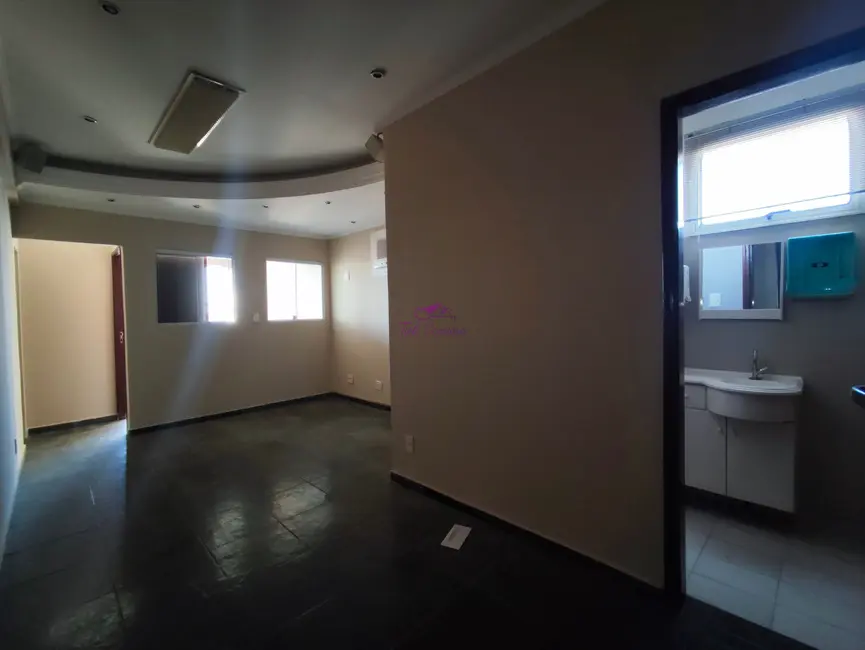 Sala Comercial à venda, 49m2 em Centro, Indaiatuba - SP - imagem 1 Foto 1 de Sala Comercial à venda, 49m2 em Centro, Indaiatuba - SP