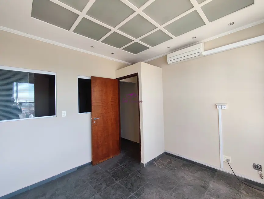 Sala Comercial à venda, 49m2 em Centro, Indaiatuba - SP - imagem 9 Foto 9 de Sala Comercial à venda, 49m2 em Centro, Indaiatuba - SP