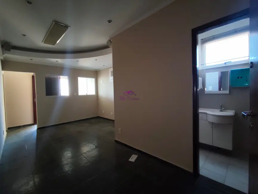 Sala Comercial à venda, 49m2 em Centro, Indaiatuba - SP - imagem 2 Foto 2 de Sala Comercial à venda, 49m2 em Centro, Indaiatuba - SP