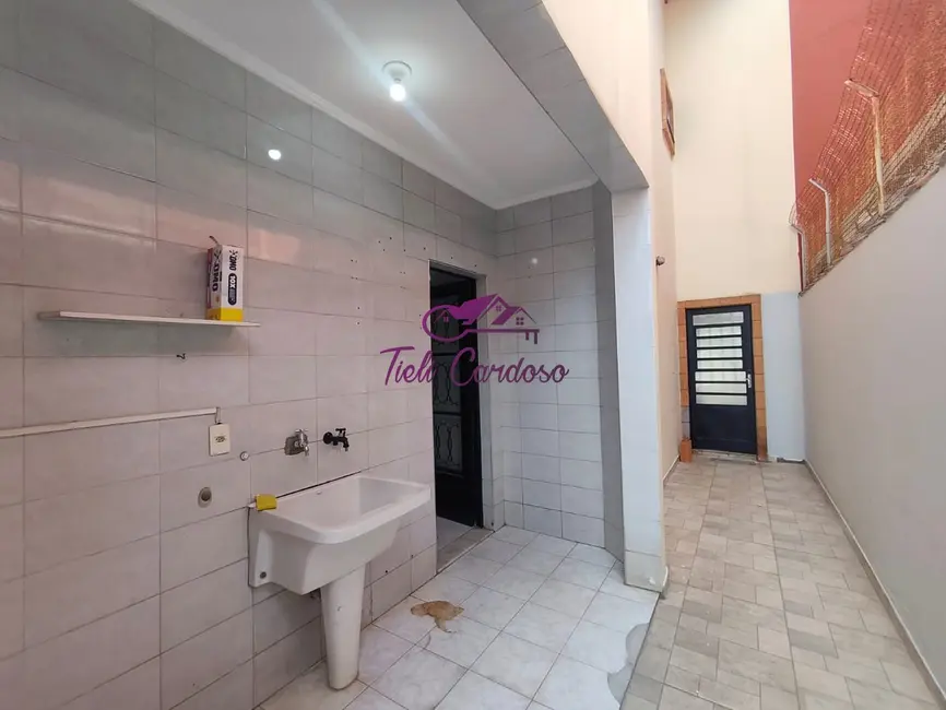 Foto 8 de Casa com 3 quartos para alugar, 159m2 em Jardim Recanto do Valle, Indaiatuba - SP