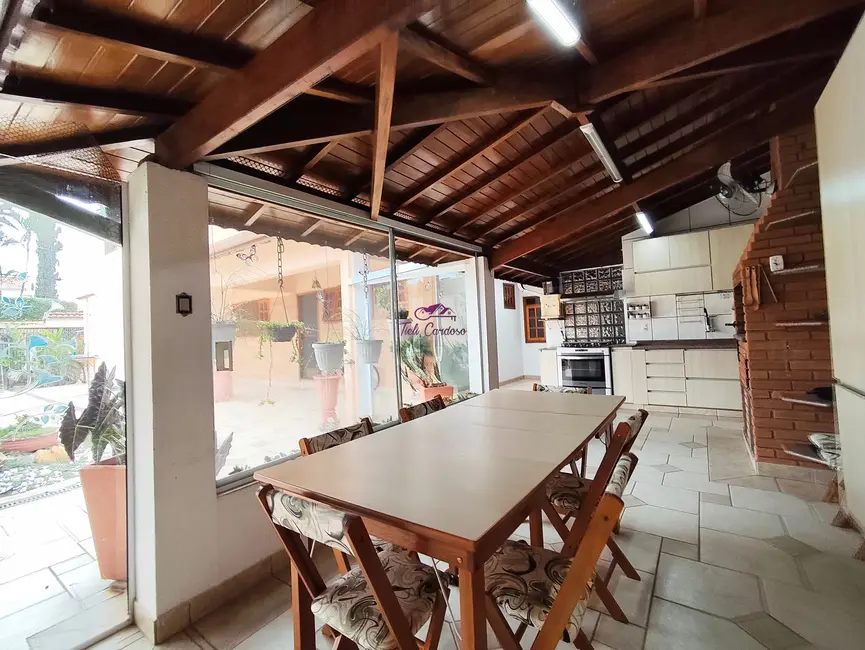 Casa com 3 quartos à venda e para alugar, 460m2 em Vila Suíça, Indaiatuba - SP - imagem 6 Foto 6 de Casa com 3 quartos à venda e para alugar, 460m2 em Vila Suíça, Indaiatuba - SP