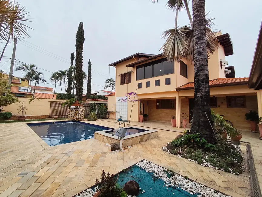 Casa com 3 quartos à venda e para alugar, 460m2 em Vila Suíça, Indaiatuba - SP - imagem 4 Foto 4 de Casa com 3 quartos à venda e para alugar, 460m2 em Vila Suíça, Indaiatuba - SP