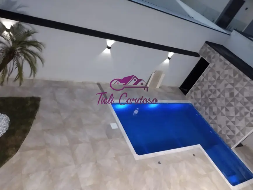 Foto 3 de Casa de Condomínio com 4 quartos para alugar, 230m2 em Jardim Residencial Dona Lucilla, Indaiatuba - SP