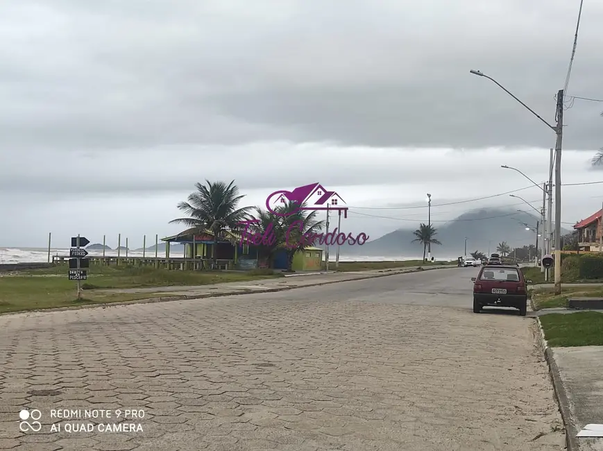 Casa com 3 quartos à venda, 227m2 em Peruibe - SP - imagem 1 Foto 1 de Casa com 3 quartos à venda, 227m2 em Peruibe - SP