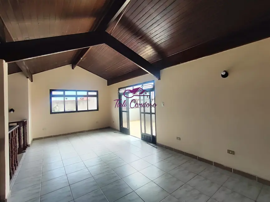 Casa com 3 quartos à venda, 227m2 em Peruibe - SP - imagem 5 Foto 5 de Casa com 3 quartos à venda, 227m2 em Peruibe - SP