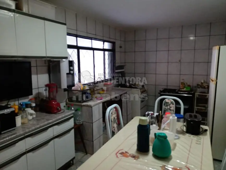 Foto 2 de Sobrado com 2 quartos à venda, 180m2 em Sao Jose Do Rio Preto - SP