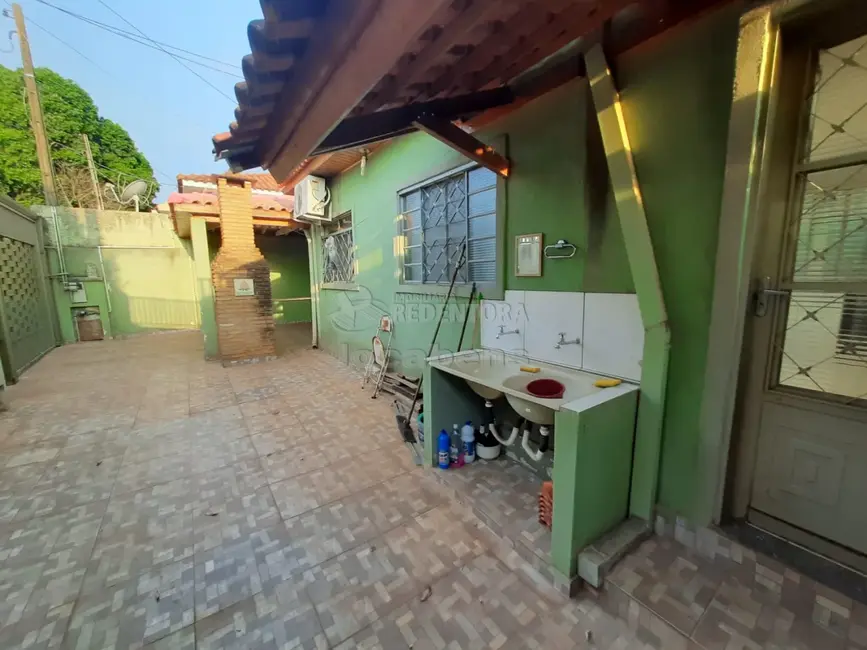 Foto 2 de Casa com 2 quartos à venda, 102m2 em Sao Jose Do Rio Preto - SP
