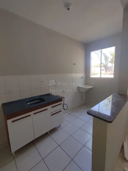 Foto 2 de Apartamento com 2 quartos à venda, 48m2 em Sao Jose Do Rio Preto - SP