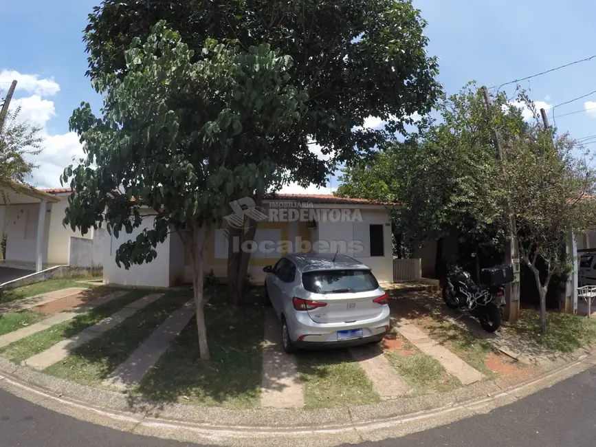 Foto 2 de Casa de Condomínio com 2 quartos à venda, 90m2 em Sao Jose Do Rio Preto - SP