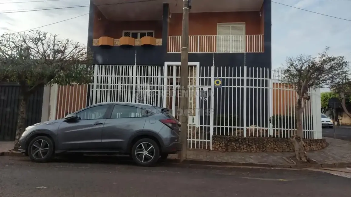 Foto 1 de Casa com 4 quartos para alugar, 318m2 em Sao Jose Do Rio Preto - SP