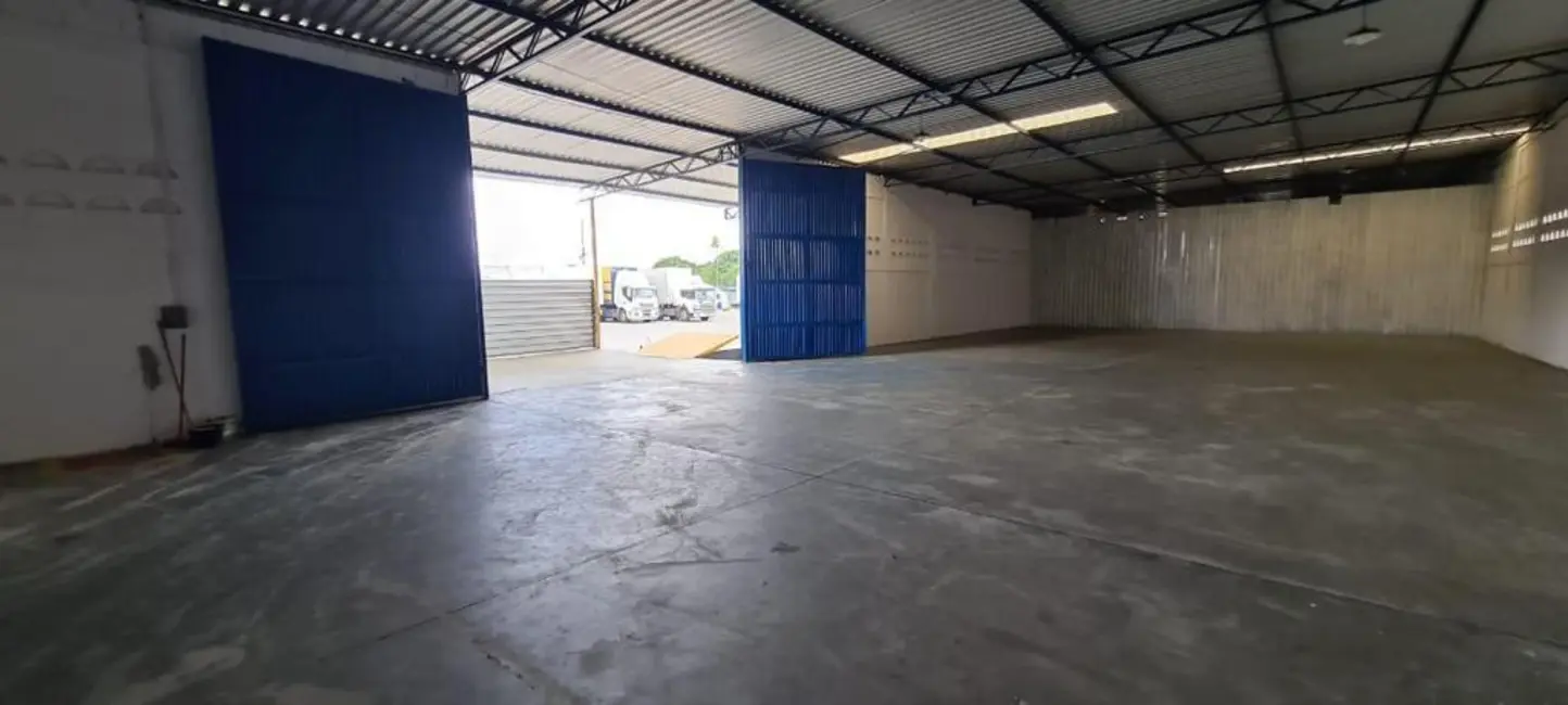 Armazém / Galpão para alugar, 740m2 em Feira De Santana - BA - imagem 4 Foto 4 de Armazém / Galpão para alugar, 740m2 em Feira De Santana - BA