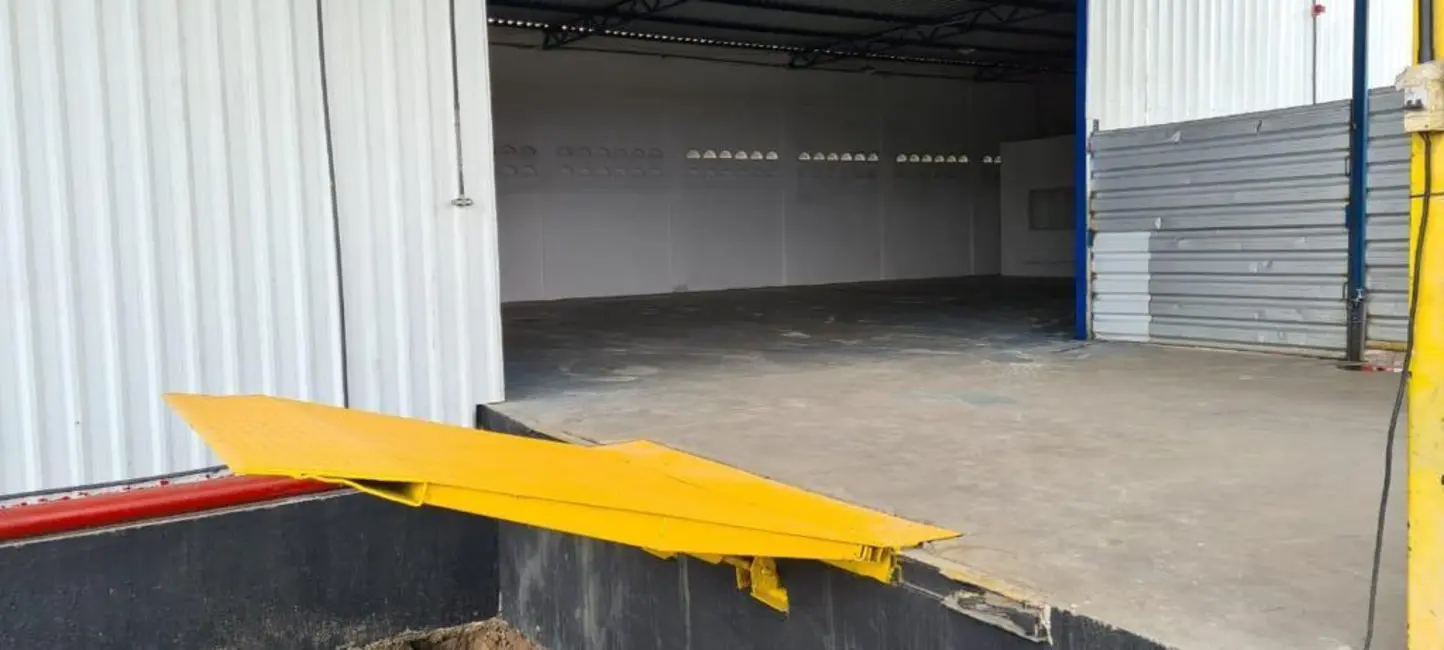 Armazém / Galpão para alugar, 740m2 em Feira De Santana - BA - imagem 5 Foto 5 de Armazém / Galpão para alugar, 740m2 em Feira De Santana - BA