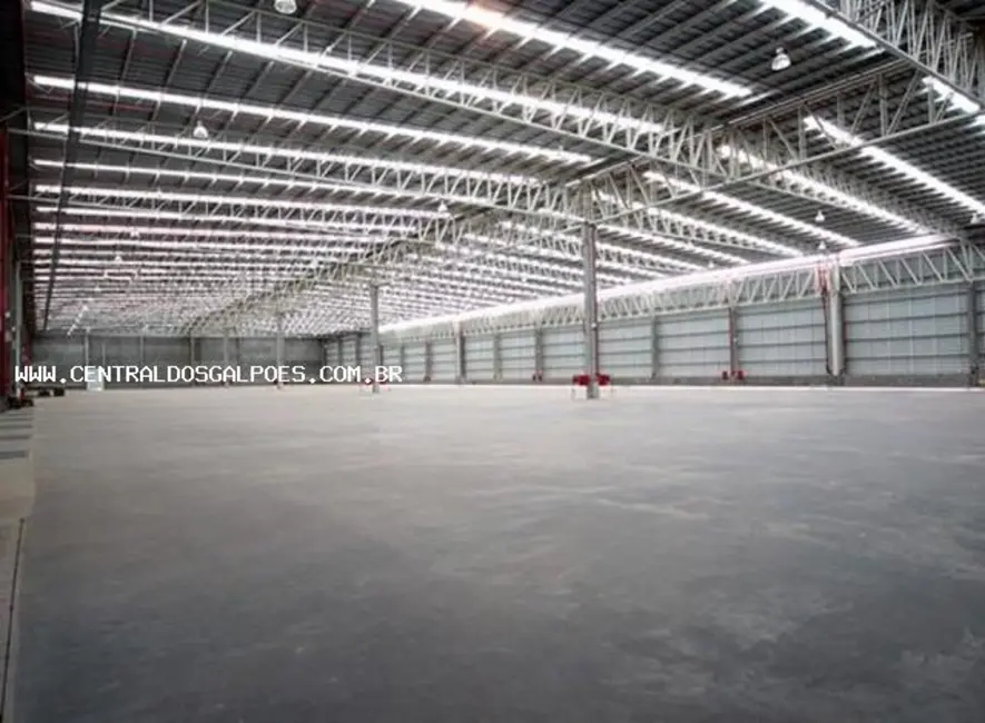 Armazém / Galpão para alugar, 2370m2 em Nova Santa Rita - RS - imagem 3 Foto 3 de Armazém / Galpão para alugar, 2370m2 em Nova Santa Rita - RS