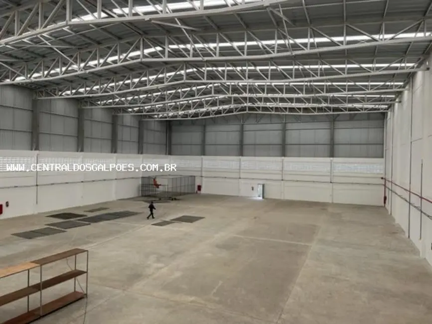 Foto 2 de Armazém / Galpão para alugar, 2200m2 em Feira De Santana - BA
