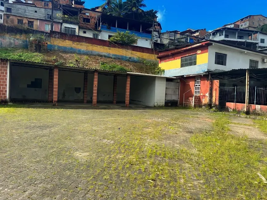 Foto 3 de Terreno / Lote à venda em Salvador - BA