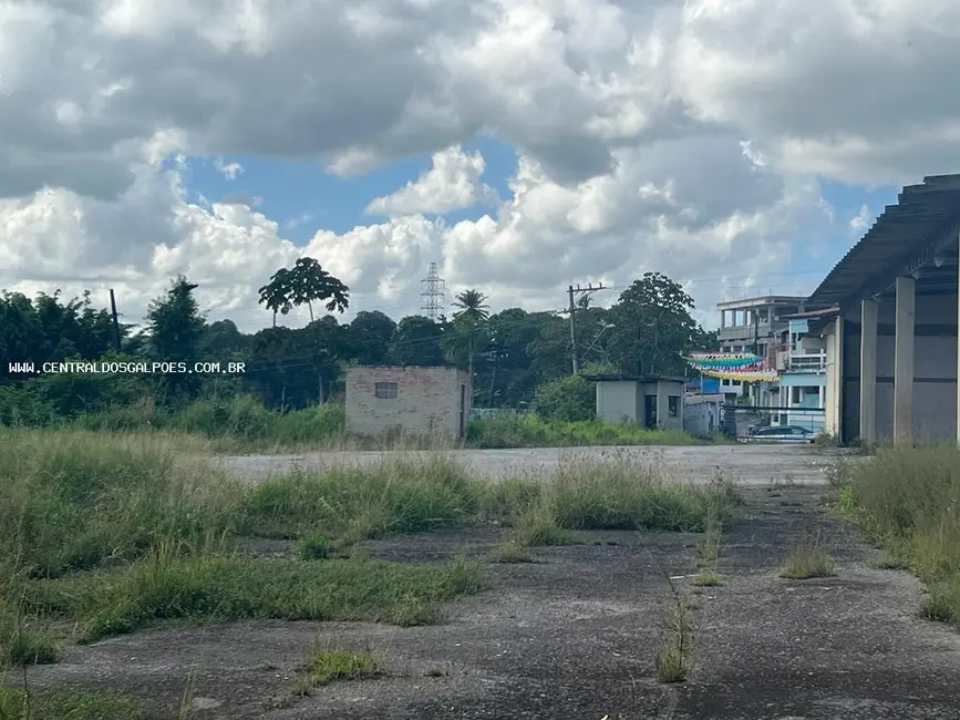 Foto 4 de Terreno / Lote à venda em Candeias - BA